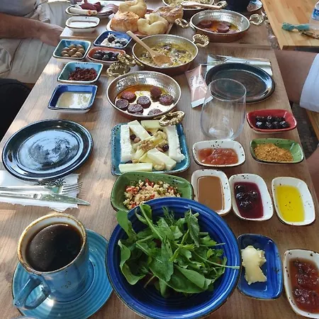 Nadide Breakfast&room