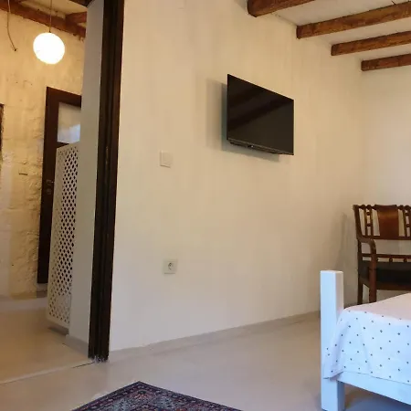 Nadide Breakfast&room * ألاتشاتي